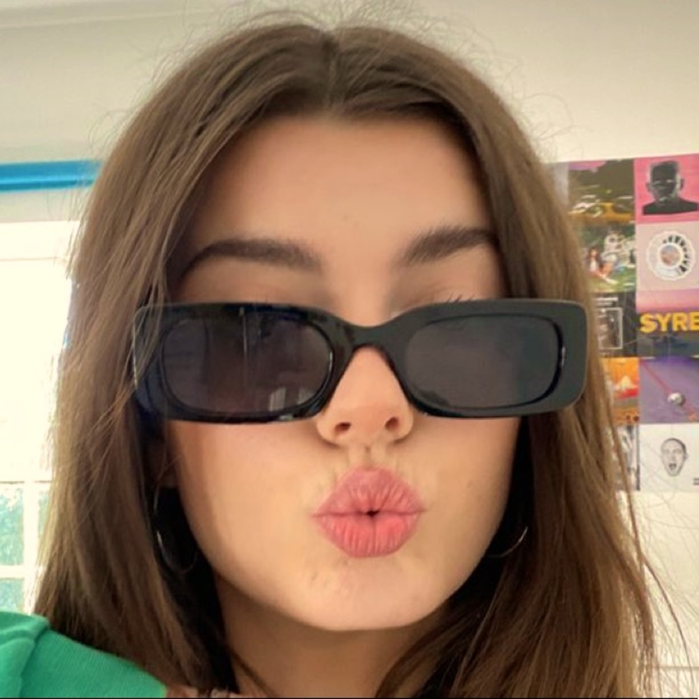 Trendy Sunnies